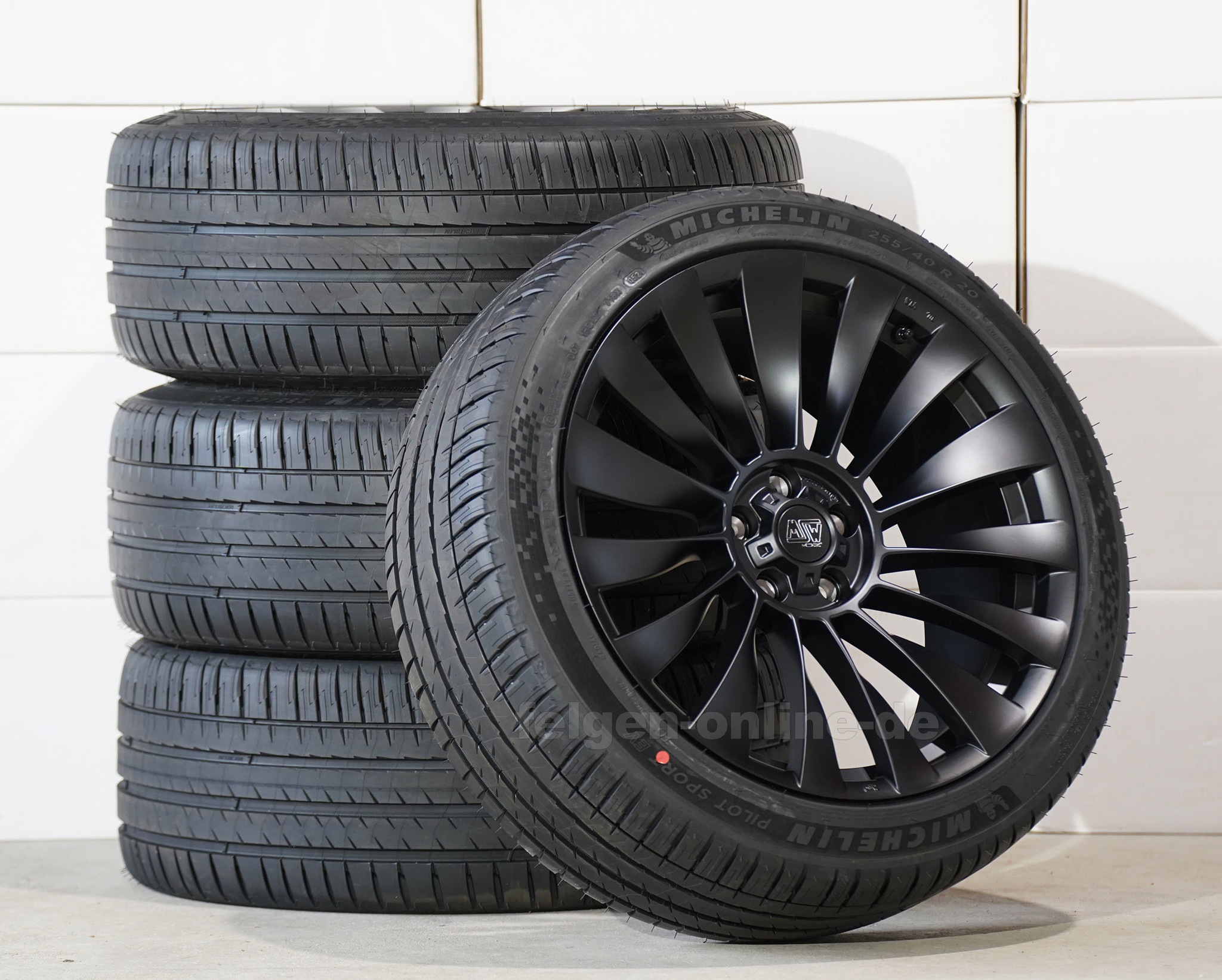 Allwetter Kompletträder 20 Zoll MSW 37T Tesla Model Y Juniper